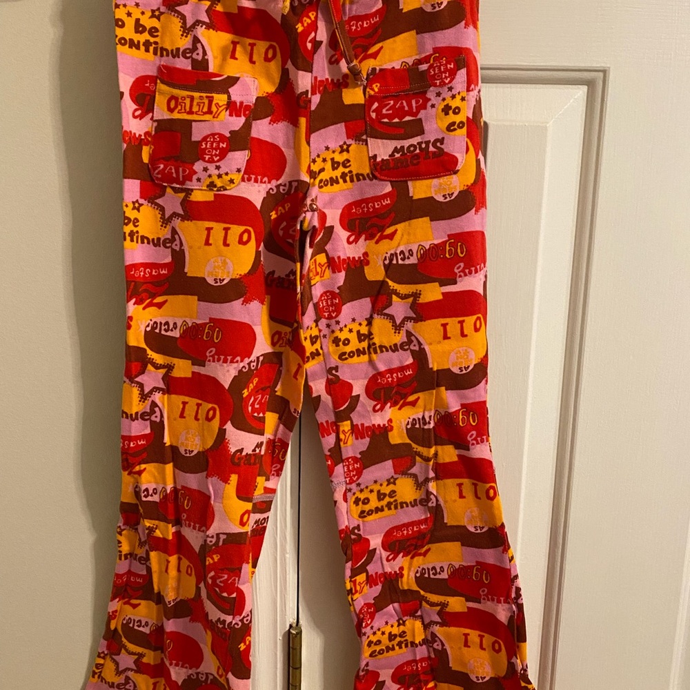 NWOT, OILILY GIRLS Mod Legging.  cotton flair pant/legging. U.S. sz 8-10